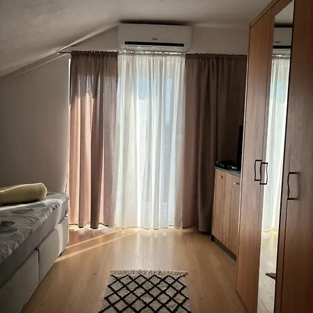 Apartments Kralj Zvonimir Jadranovo Exterior photo